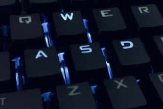 云數(shù)據(jù)的軟件開發(fā) 融合云數(shù)據(jù)庫(kù)開發(fā)與網(wǎng)絡(luò)安全的前沿探索